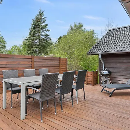 Lovely Summer House Near With Sauna *